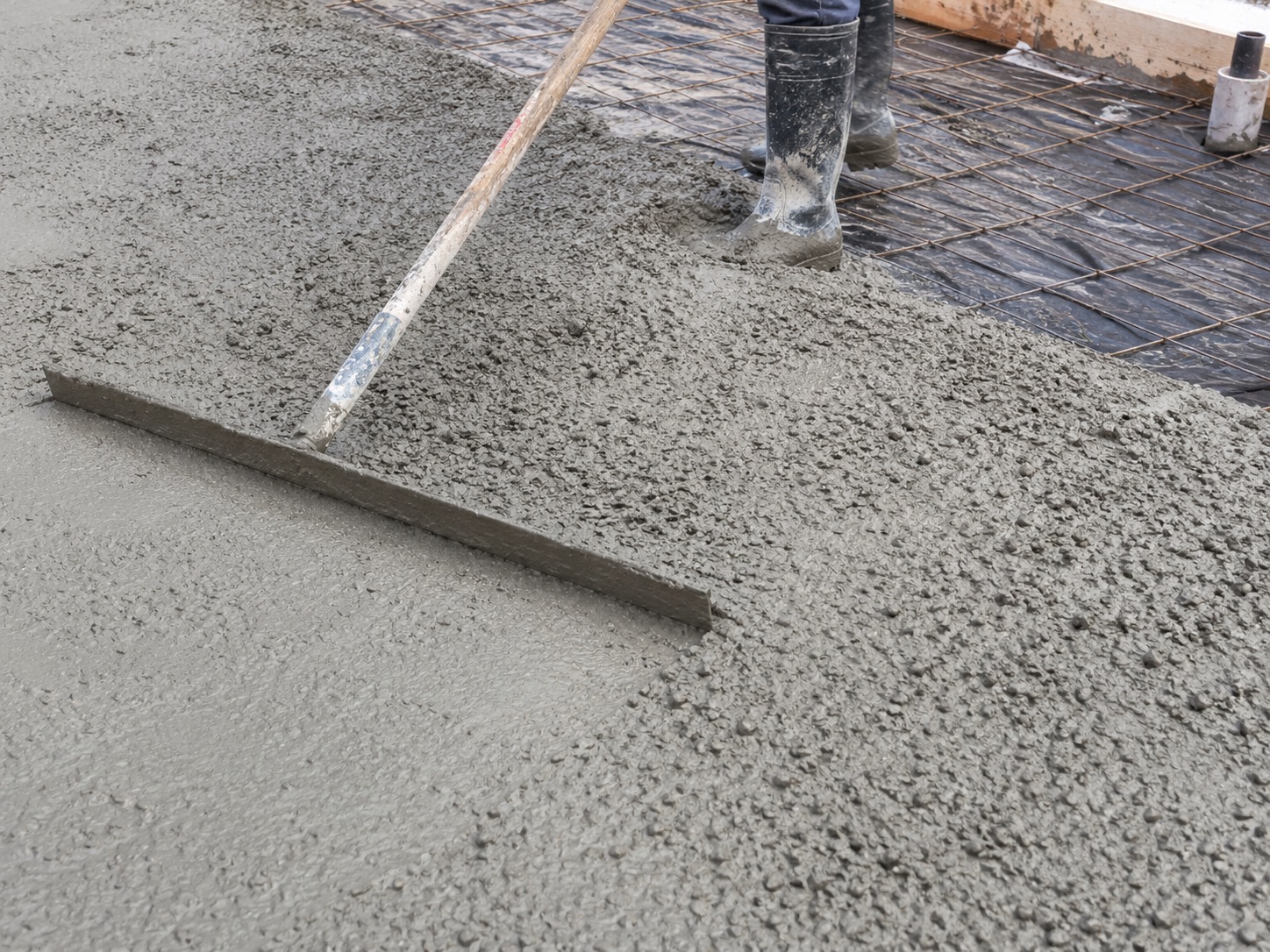 Rebar and welded-wire mesh reinforcement set before the pour